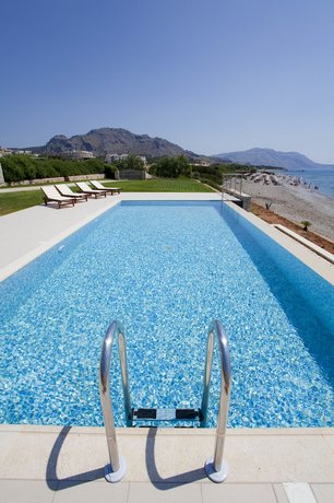 Kiotari Beach Villas
