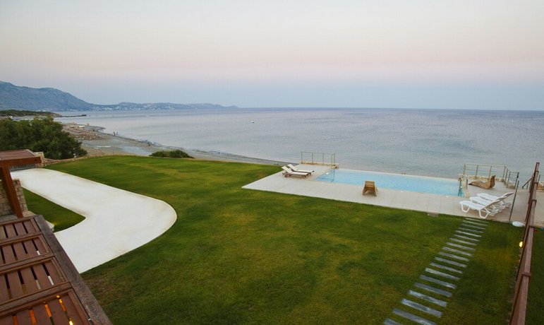 Kiotari Beach Villas