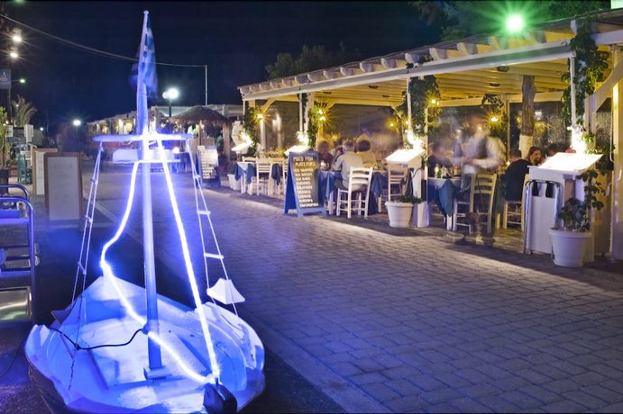 Poseidon Beach Hotel Santorini