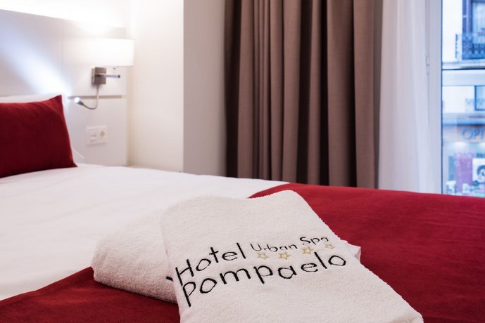 Hotel Pompaelo Plaza del Ayuntamiento & Spa