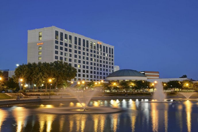 Newport News Marriott at City Center