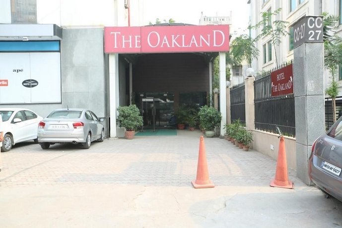The Oakland Plaza