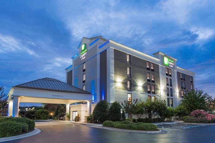 Holiday Inn Express & Suites Wilmington-University Center Wilmington International Airport United States thumbnail