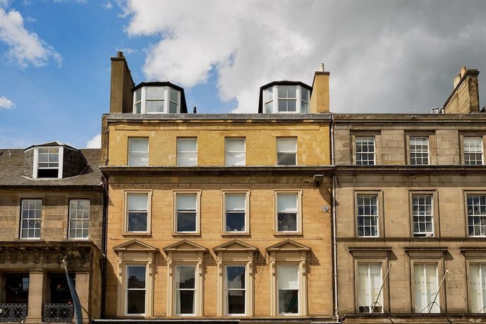 Luxury George Street Apartments Edinburgh Suite