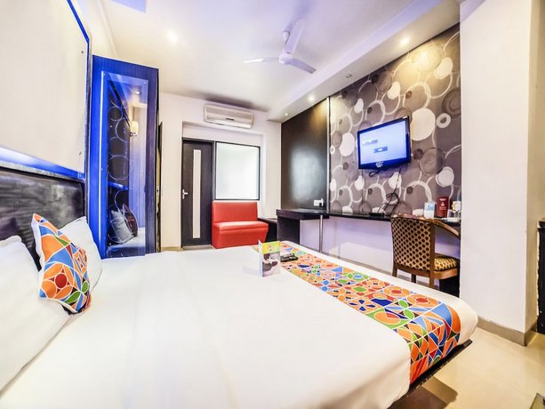 FabHotel Lakme Executive FC Road