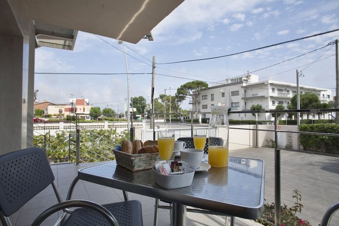 Apartamentos Castellmar Castelldefels