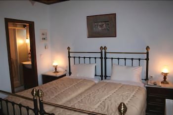 Nikolas Guesthouse