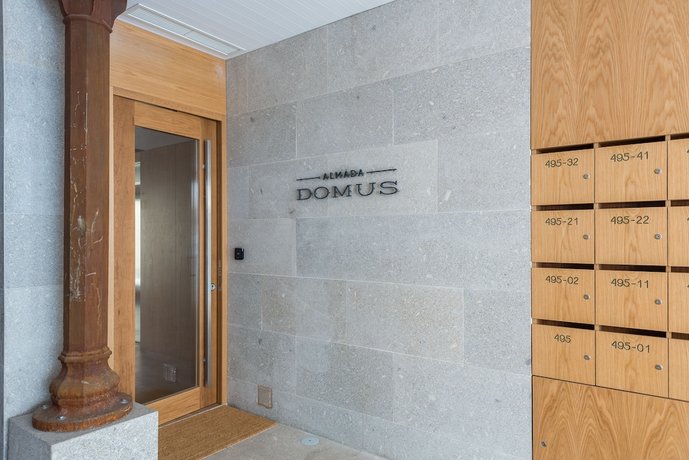 Almada Domus