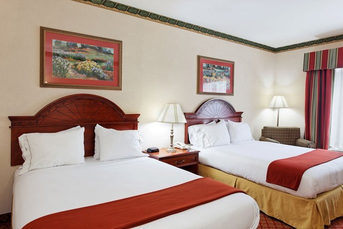 Holiday Inn Express & Suites Tupelo