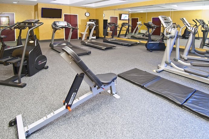 Holiday Inn Express & Suites Tupelo