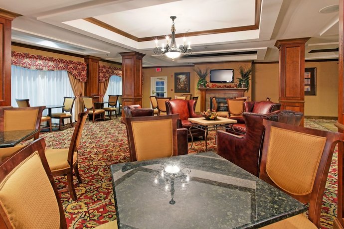 Holiday Inn Express & Suites Tupelo