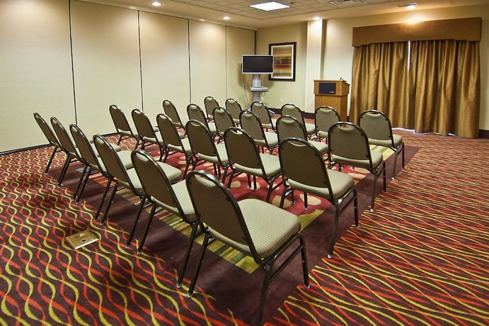 Holiday Inn Express & Suites Tupelo