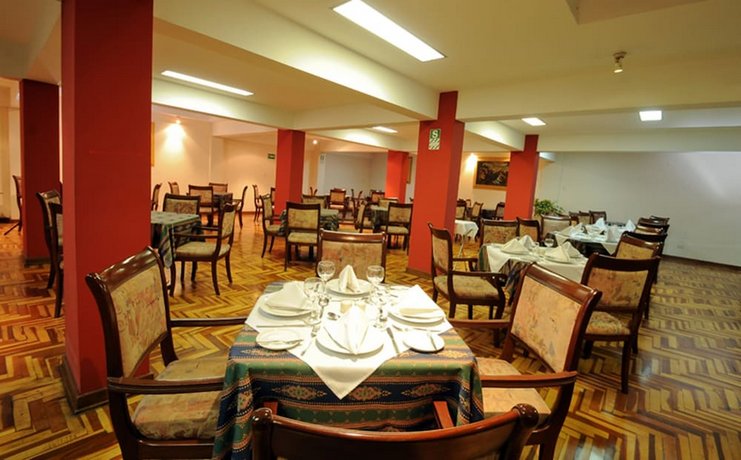 Qarmenqa Hotel