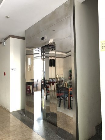 QaMi Hotel