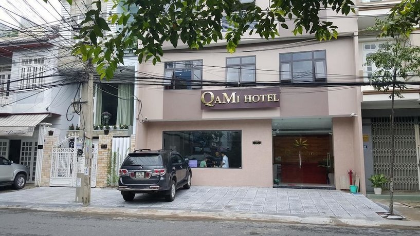 QaMi Hotel