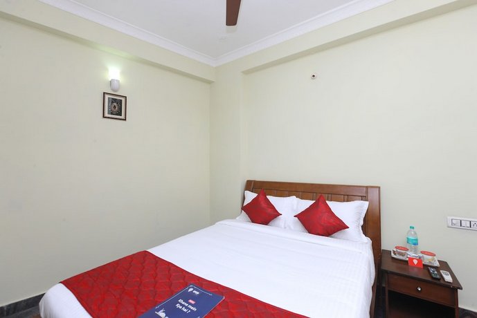 OYO 8645 Syeds Inn