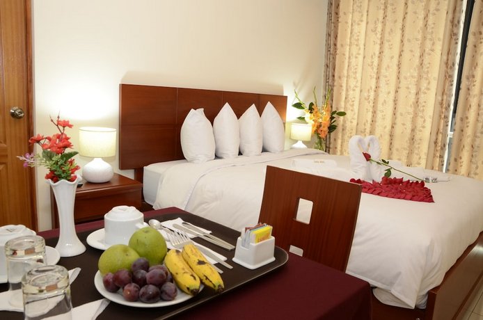 Casa Real Hoteles