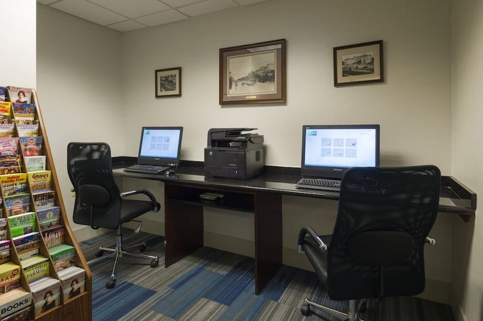Holiday Inn Express Hershey-Harrisburg Area
