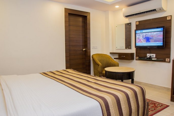 Pawan Plaza Hotel New Delhi