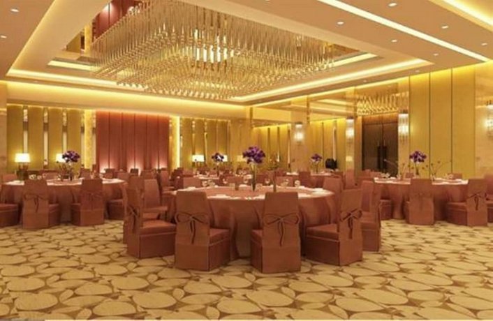 Royal Orchid Central Akota