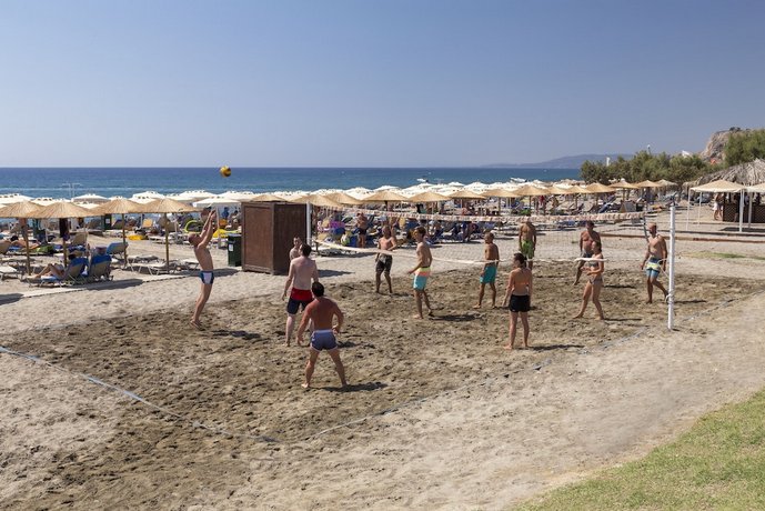 Costa Lindia Beach