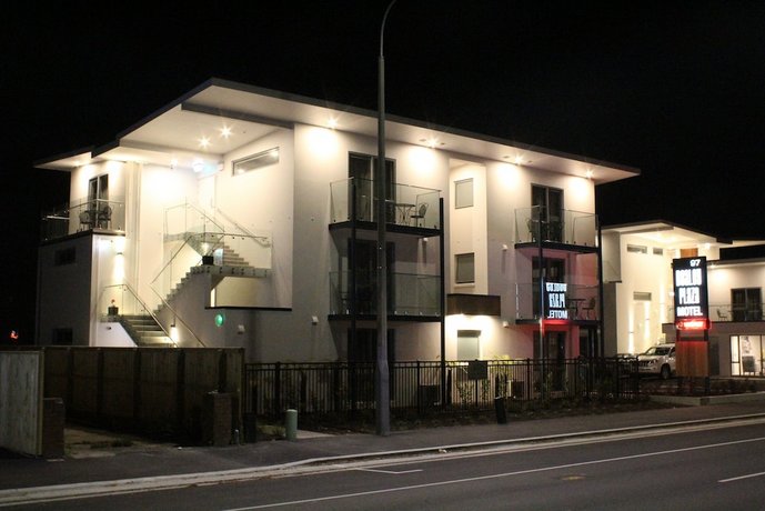 Bealey Plaza Motel