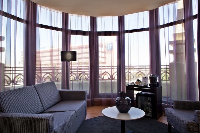 America Diamonds Hotel