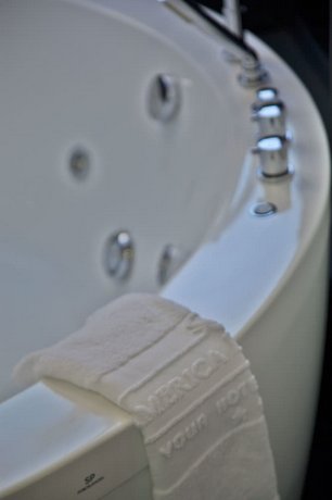 America Diamonds Hotel