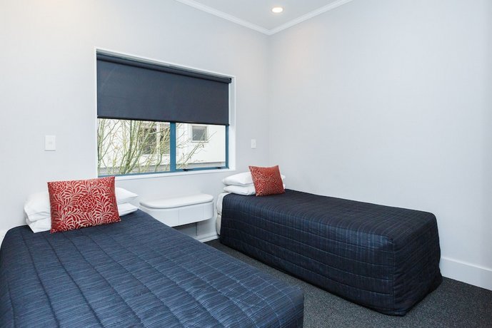 Aubyn Court Spa Motel