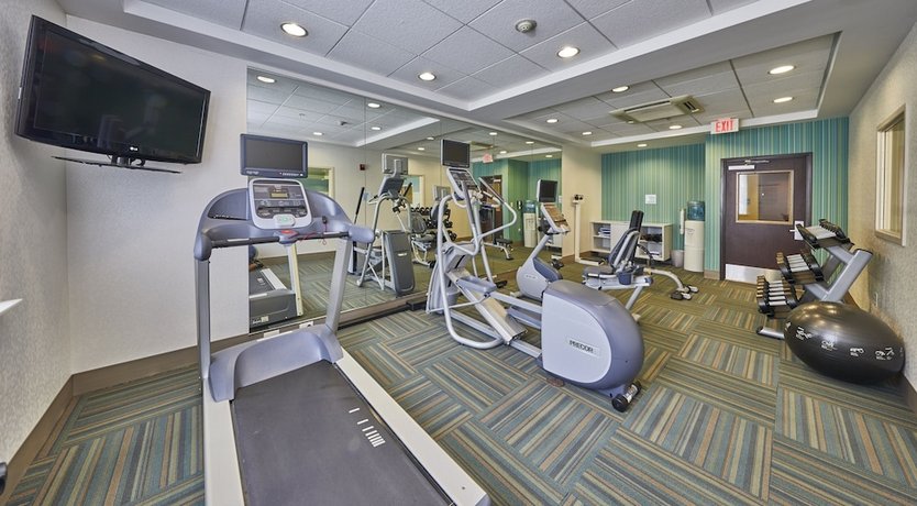 Holiday Inn Express & Suites Medford Central Point