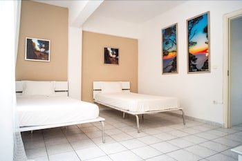 Dryades Hotel Kassandra