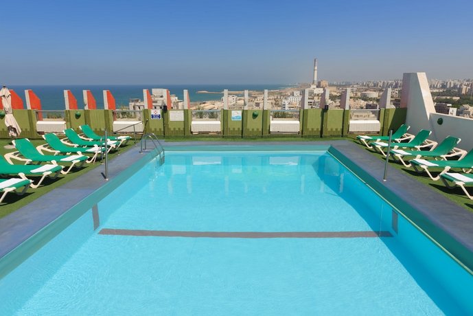 Grand Beach Hotel Tel Aviv