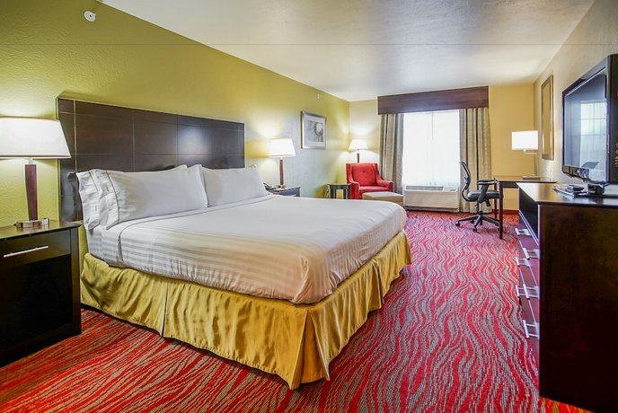 Holiday Inn Express Hotel & Suites Indianapolis North Carmel