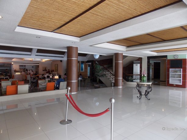Circle Inn Hotel and Suites Bacolod