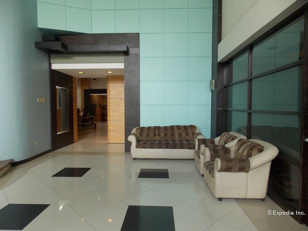 Circle Inn Hotel and Suites Bacolod