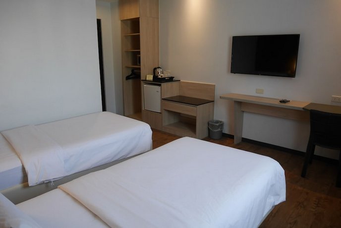 Circle Inn Hotel and Suites Bacolod