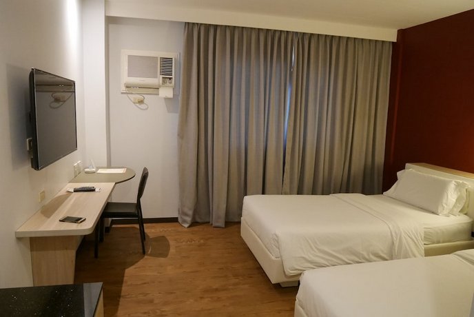 Circle Inn Hotel and Suites Bacolod