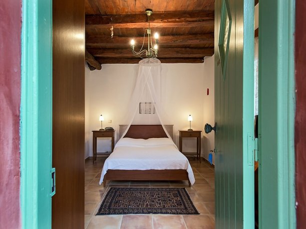 Villa De Loulia