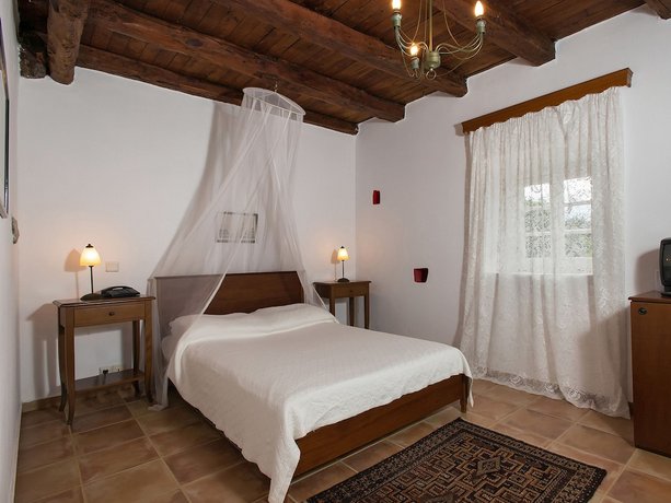 Villa De Loulia