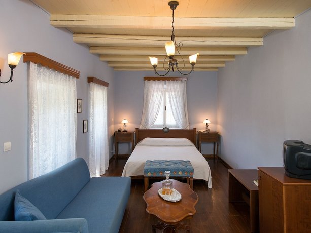 Villa De Loulia