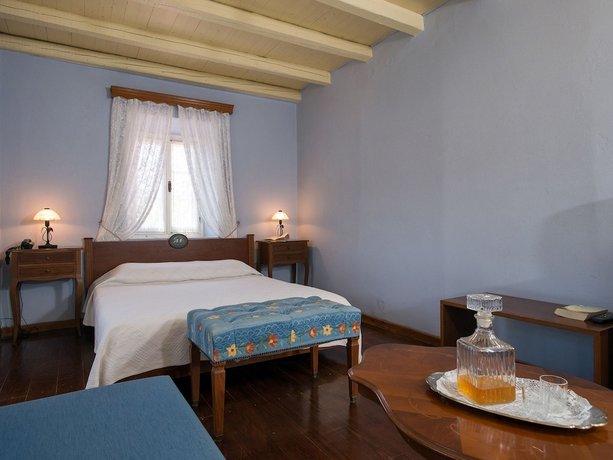 Villa De Loulia