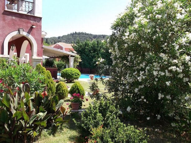 Villa De Loulia