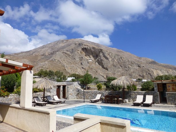 Birds Villa Apartments - Including Car Rental