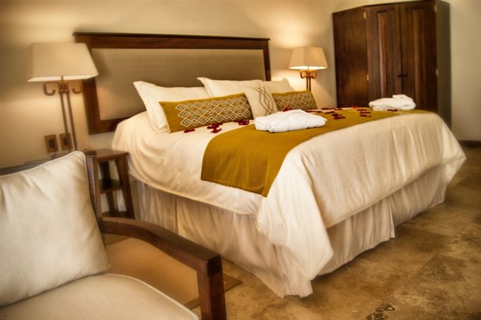 Bolontiku Hotel Boutique