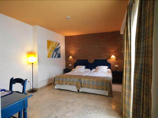 Hotel Dona Lola Zahara