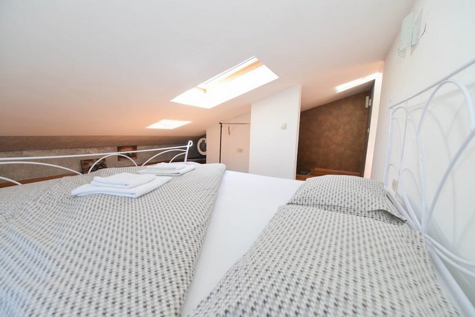 J & P Apartments