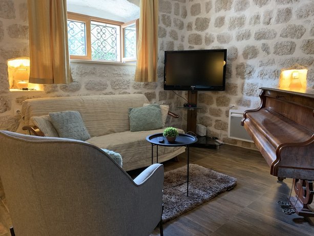 Villa Mariner Prcanj