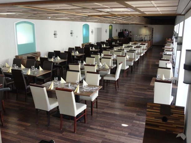 CE Plaza Hotel