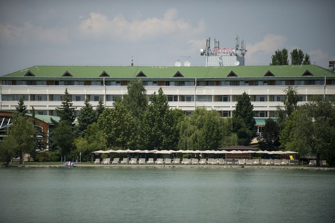 Hotel Marina Port