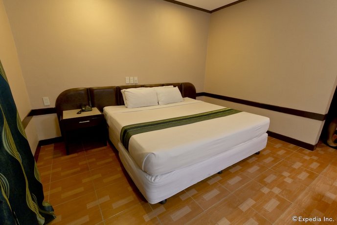 Holiday Spa Hotel